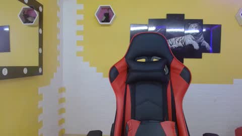 adri_sexboy online show from 21, 2, 2025