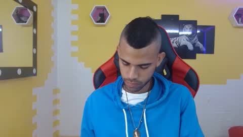 adri_sexboy online show from 21, 2, 2025