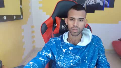 adri_sexboy online show from 24, 2, 2025