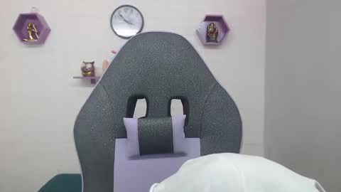 adri_sexboy online show from 28, 2, 2025