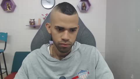 adri_sexboy online show from 1, 3, 2025