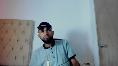 Snapshot of adri_sexboy229 chatting on 20, 9, 2025 adri_sexboy229 online show from 20, 9, 2025