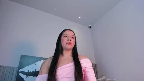 Snapshot of adri_silva_ chatting on 5, 7, 2026 adri online show from 5, 7, 2026