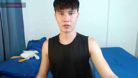 adrian morelli online show from 8, 9, 2025