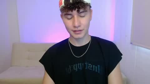 adrian morelli online show from 16, 4, 2026