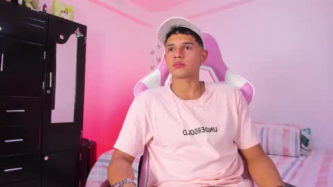 ADRIAN online show from 4, 2, 2026