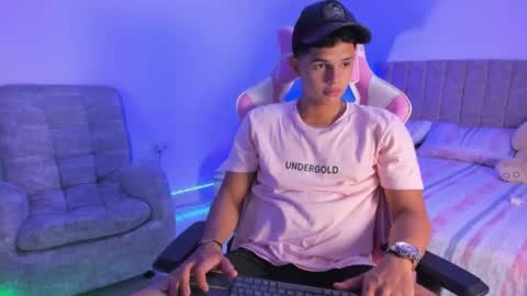 ADRIAN online show from 15, 4, 2026