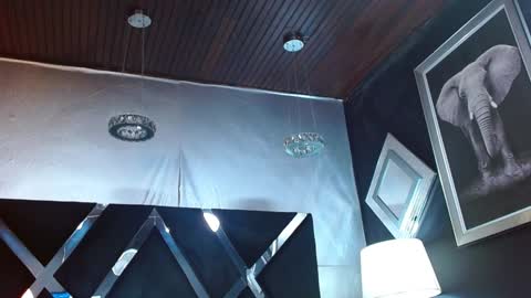 Snapshot of adrian_rae chatting on 18, 12, 2024 online show from 18, 12, 2024