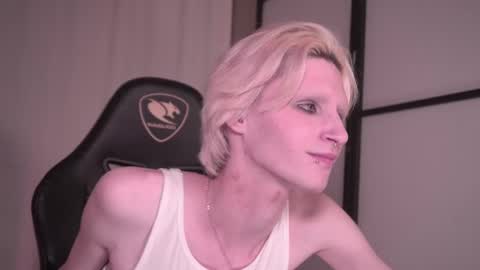 adrian_the_one_ online show from 9, 1, 2025