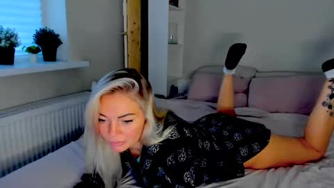 Snapshot of adriana_coy_ chatting on 30, 5, 2026 Adriana online show from 30, 5, 2026