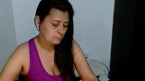 Adriana milf online show from 1, 4, 2026