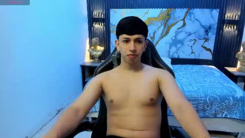 Snapshot of adrianfranko chatting on 17, 6, 2026 Adrian Franco online show from 17, 6, 2026