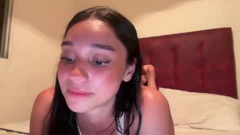 Snapshot of adriannarodriguez chatting on 6, 3, 2025 Adrianna online show from 6, 3, 2025