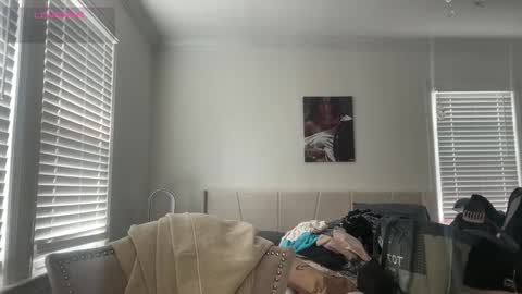 Snapshot of adriannarodriguez chatting on 13, 9, 2025 Adrianna online show from 13, 9, 2025