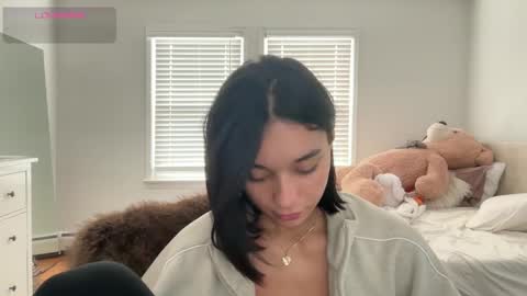 Snapshot of adriannarodriguez chatting on 15, 10, 2025 Adrianna online show from 15, 10, 2025