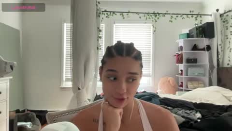 Adrianna  online show from 23, 6, 2026