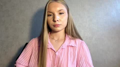 Caroline online show from 3, 8, 2026