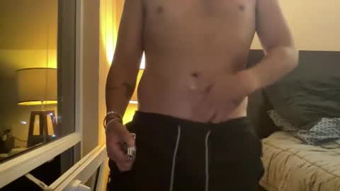 adriannn222 online show from 14, 4, 2026