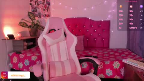 adrianny online show from 19, 2, 2025