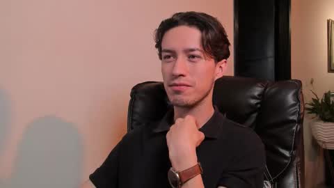 Snapshot of adrianwilliams_ chatting on 12, 11, 2025 Adrian Williams online show from 12, 11, 2025