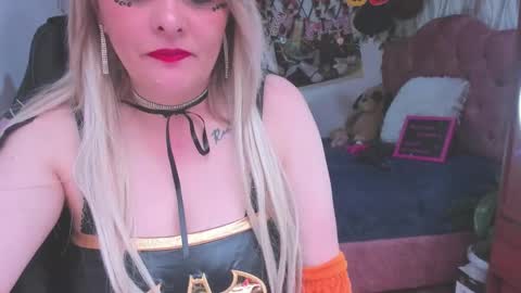 adriiana_fox_ online show from 4, 10, 2025