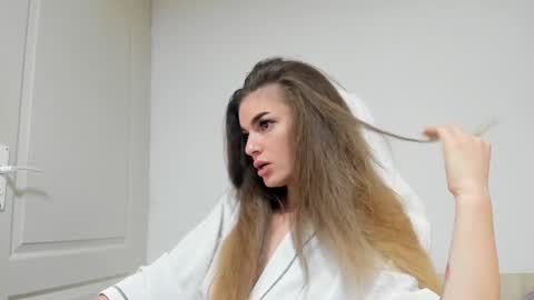 adventurina online show from 19, 11, 2025