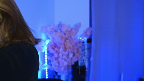 Aelia online show from 2, 4, 2026