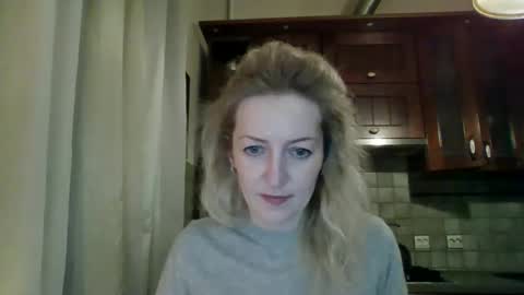 Snapshot of aeroliss chatting on 6, 4, 2026 aeroliss online show from 6, 4, 2026