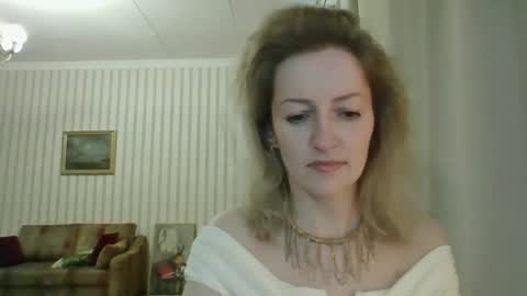 Snapshot of aeroliss chatting on 16, 5, 2026 aeroliss online show from 16, 5, 2026