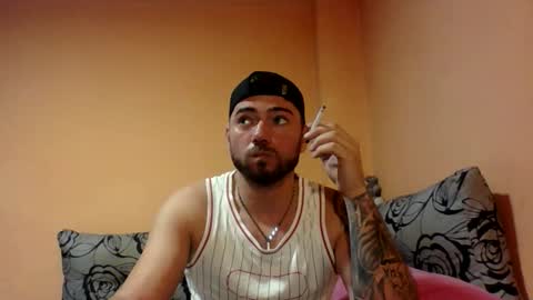 Snapshot of aerthurethan chatting on 24, 10, 2025 aerthurethan online show from 24, 10, 2025