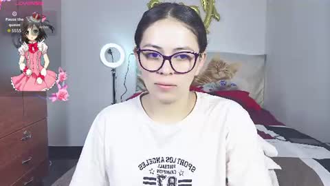 Snapshot of aeseelia chatting on 11, 6, 2026 lia online show from 11, 6, 2026