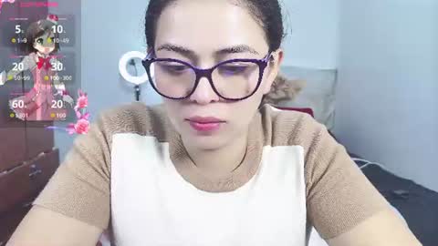 Snapshot of aeseelia chatting on 12, 6, 2026 lia online show from 12, 6, 2026
