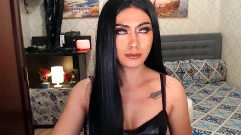 Snapshot of affairtoyourgoddesskhendra chatting on 29, 12, 2024 Dominant Goddess Contessa online show from 29, 12, 2024