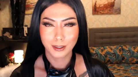 Snapshot of affairtoyourgoddesskhendra chatting on 13, 2, 2025 Dominant Goddess Contessa online show from 13, 2, 2025