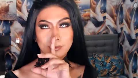 Snapshot of affairtoyourgoddesskhendra chatting on 5, 3, 2025 Dominant Goddess Contessa online show from 5, 3, 2025