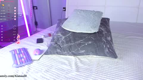 affroditta online show from 4, 1, 2025