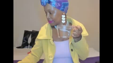 Snapshot of aficangagqueen chatting on 19, 5, 2026 AfricanSquirtQueen online show from 19, 5, 2026