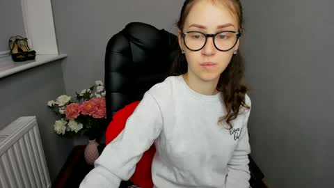 Snapshot of afinacutie chatting on 5, 12, 2024 Afina online show from 5, 12, 2024