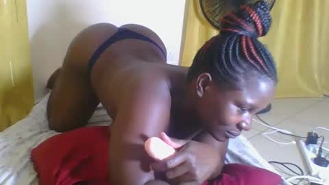 Snapshot of africanbeauty4 chatting on 25, 9, 2025 ELIZABETH online show from 25, 9, 2025