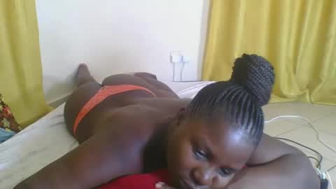 Snapshot of africanbeauty4 chatting on 11, 10, 2025 ELIZABETH online show from 11, 10, 2025