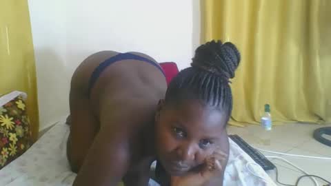 Snapshot of africanbeauty4 chatting on 14, 10, 2025 ELIZABETH online show from 14, 10, 2025