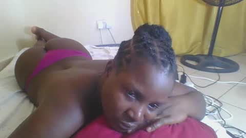 Snapshot of africanbeauty4 chatting on 21, 11, 2025 ELIZABETH online show from 21, 11, 2025