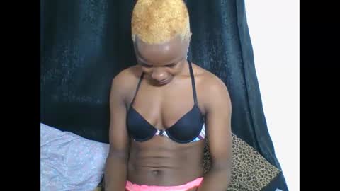 Snapshot of africanprincess24 chatting on 21, 9, 2025 PHOEBE online show from 21, 9, 2025