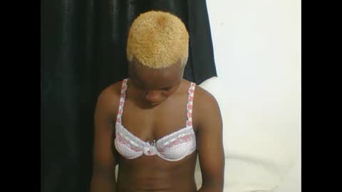 Snapshot of africanprincess24 chatting on 6, 10, 2025 PHOEBE online show from 6, 10, 2025