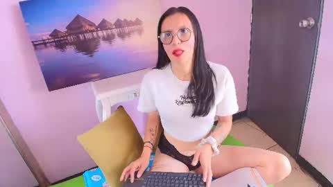 Afrodita Rosse online show from 3, 7, 2026