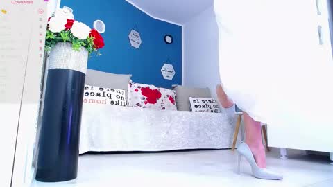 Snapshot of afroditha_ chatting on 25, 11, 2025 Amalia online show from 25, 11, 2025