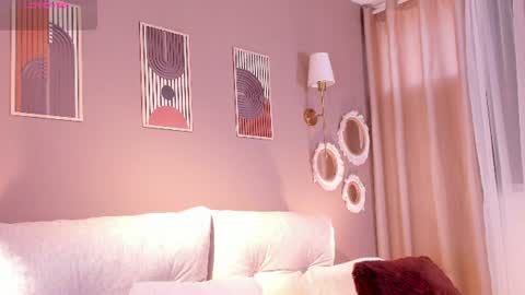 Snapshot of agata_laurent_ chatting on 28, 6, 2026 Agata Lauret online show from 28, 6, 2026