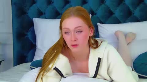 AgataFoxley online show from 28, 9, 2025