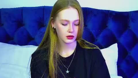 AgataFoxley online show from 19, 6, 2026