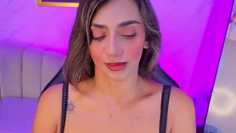 Snapshot of agatha_brooks_t chatting on 13, 7, 2026 AGATHA online show from 13, 7, 2026